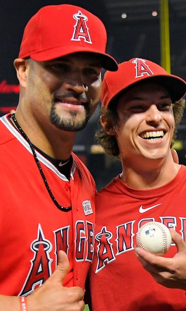 Former Cardinal Albert Pujols hits 600th career home run